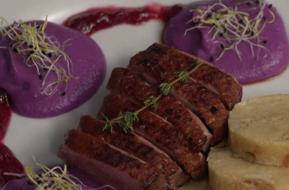 Hlavné jedlo: Bez kostí a v kružnici