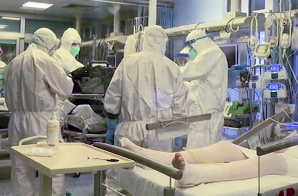 Na Facebooku sa objavilo šokujúce VIDEO z Talianska: Pacienti ležia všade, kolaps v nemocniciach!