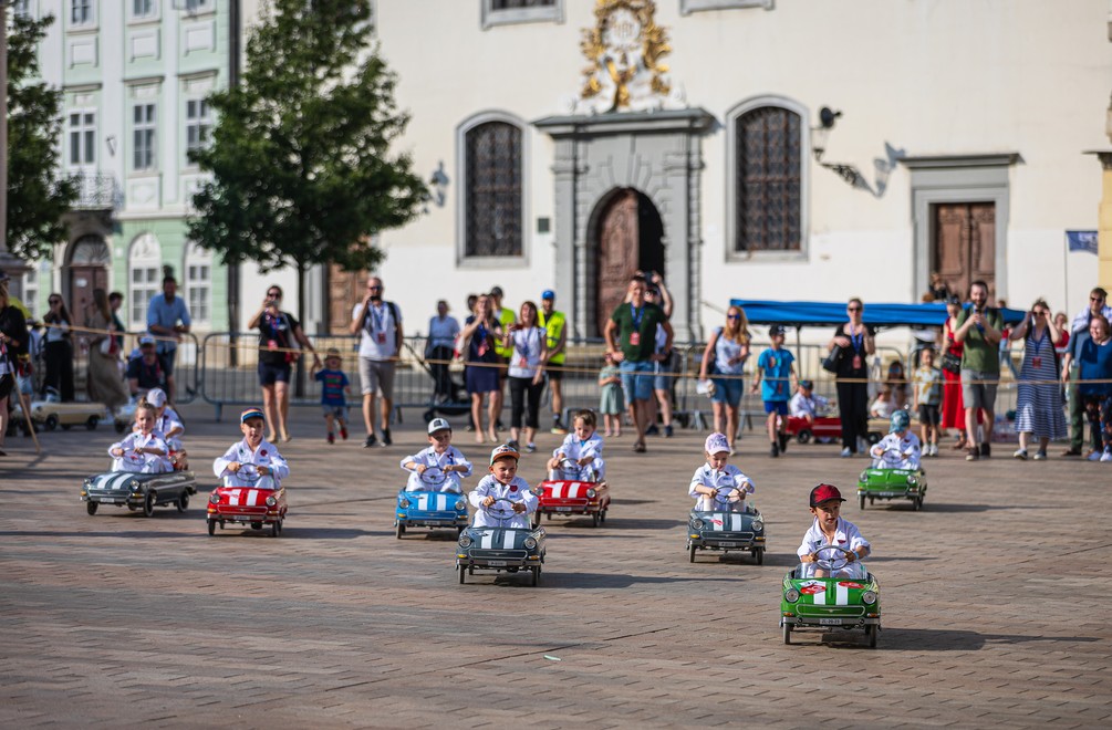 100m slovenských - vysoké nebezpečenstvo zábavy
