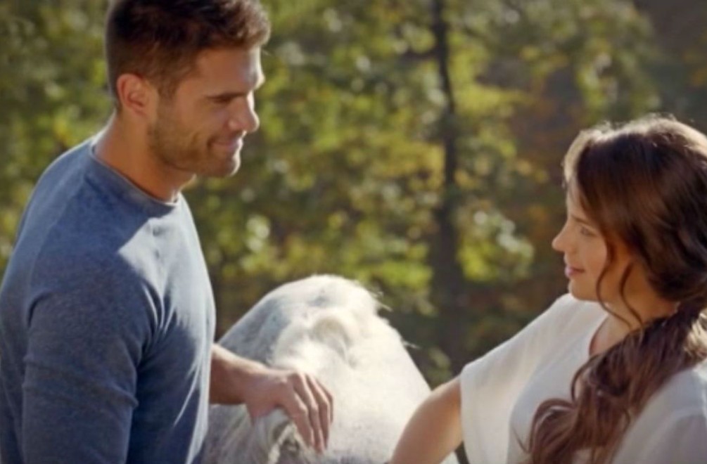 Divoké kone budú o láske: Zoznámte sa s ústrednou dvojicou seriálu!