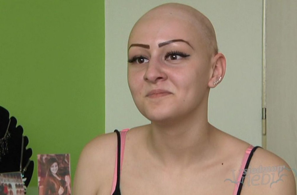 Pýtate sa na Facebooku: Ako môžeme darovať vlasy na výrobu parochne pre Ivanku?