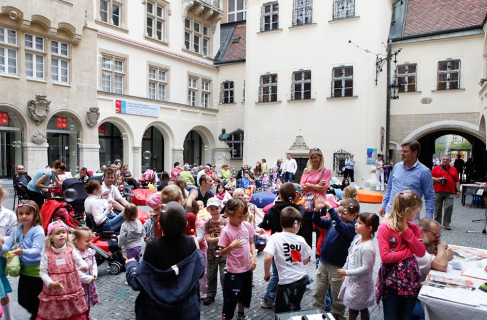 KDE BOLO, TAM BOLO: Milujete rozprávky a zábavu? Aj my!