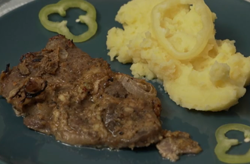 Hlavné jedlo: Strč prst skrz krk