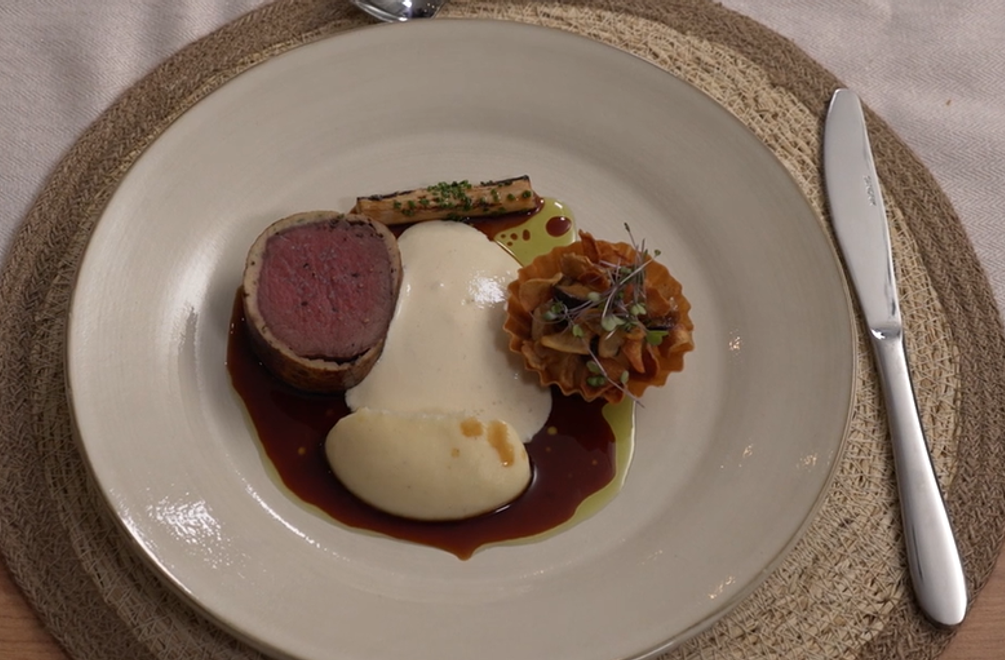 Hlavné jedlo: Parohatý hadomor