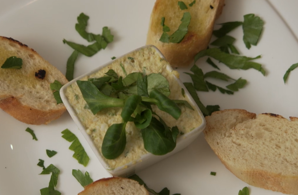 Predjedlo:  Des oeufs françaises