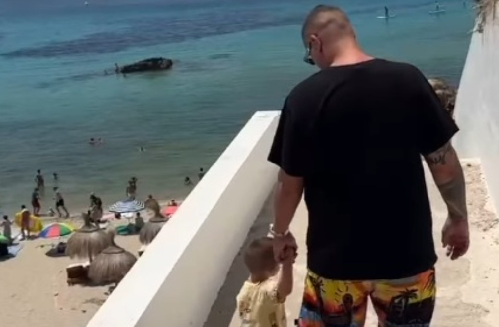 Moderátor OSŤO bojuje o ŽIVOT: Z nemocnice poslal silný ODKAZ, myslí najmä na SYNA!