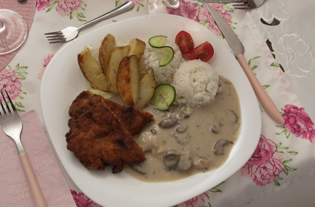 Hlavné jedlo:  Miešané filé po našom