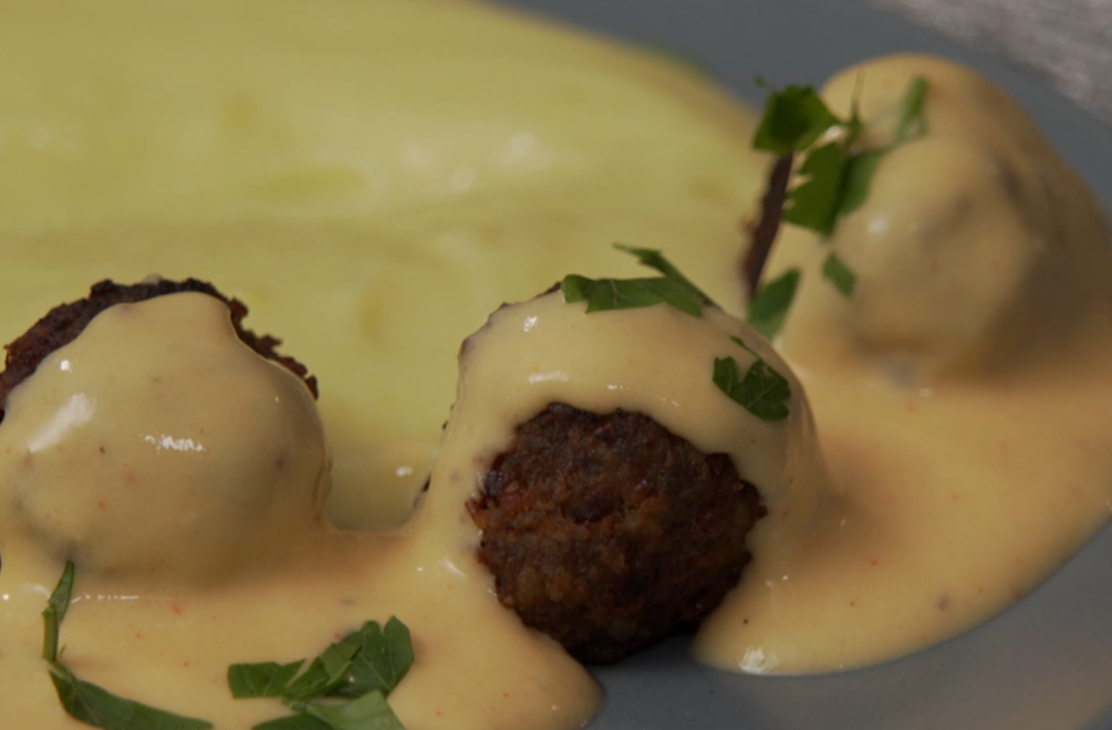 Hlavné jedlo: Köttbullar