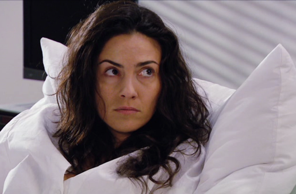 Adela končí s otravou alkoholom v nemocnici, Šušo za ňu musí prevziať obálku