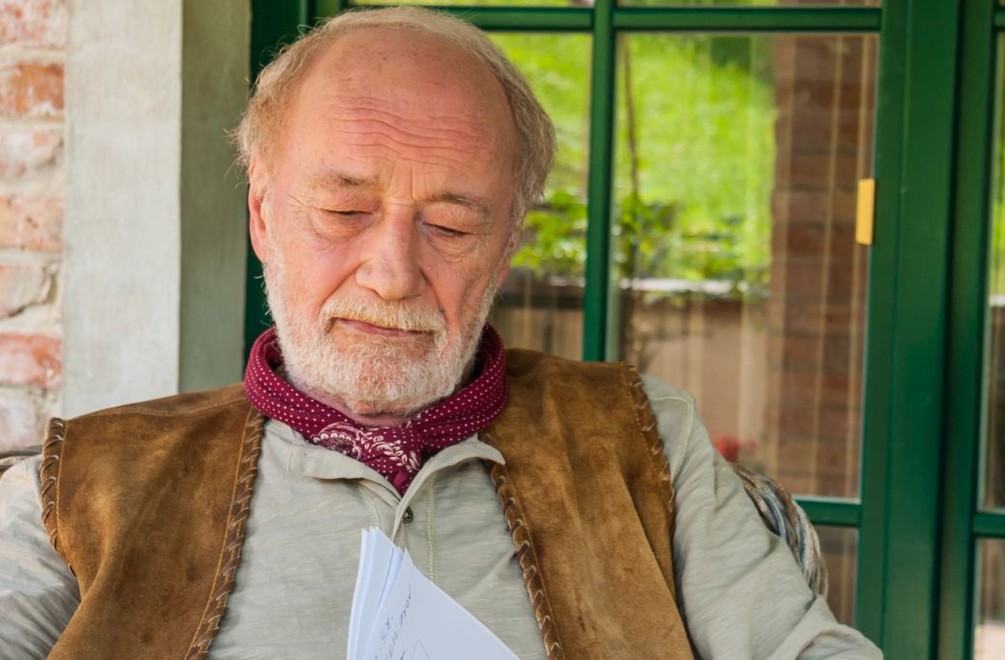 Poštve si Albert všetkých proti sebe? Hnev proti Osvaldovi zaslepuje jeho úsudok