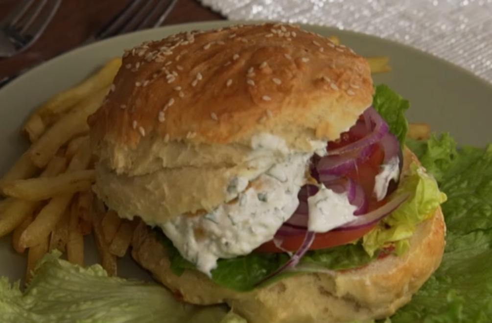 Hlavné jedlo: Trojposchodová veža