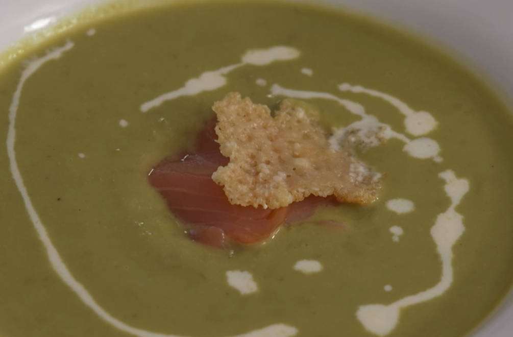 Polievka: Ružové v brčálu