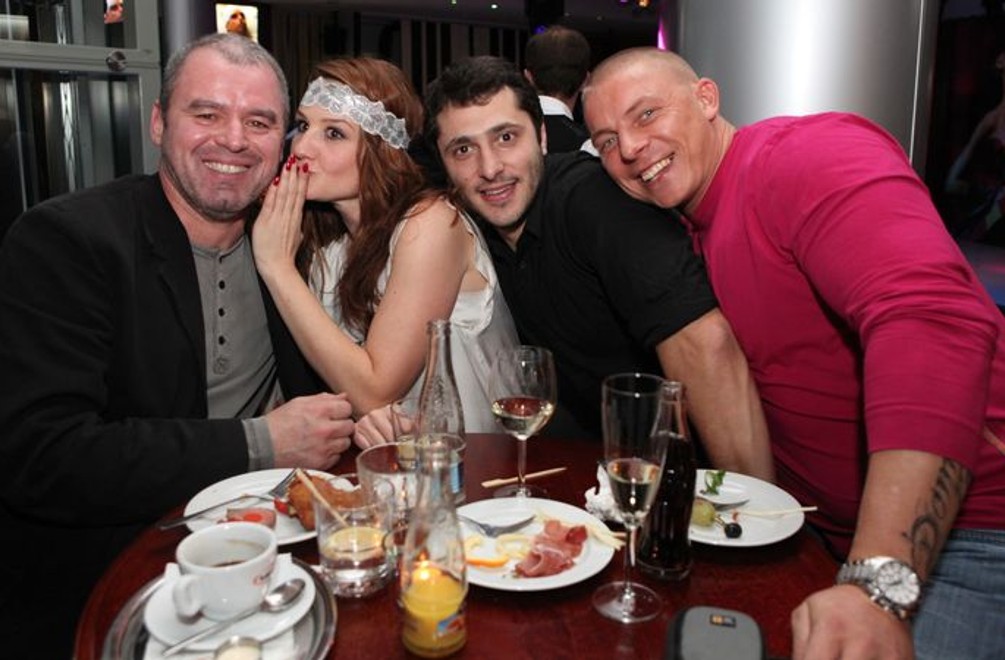 Ako sa bavíme, keď nesedíme v base...