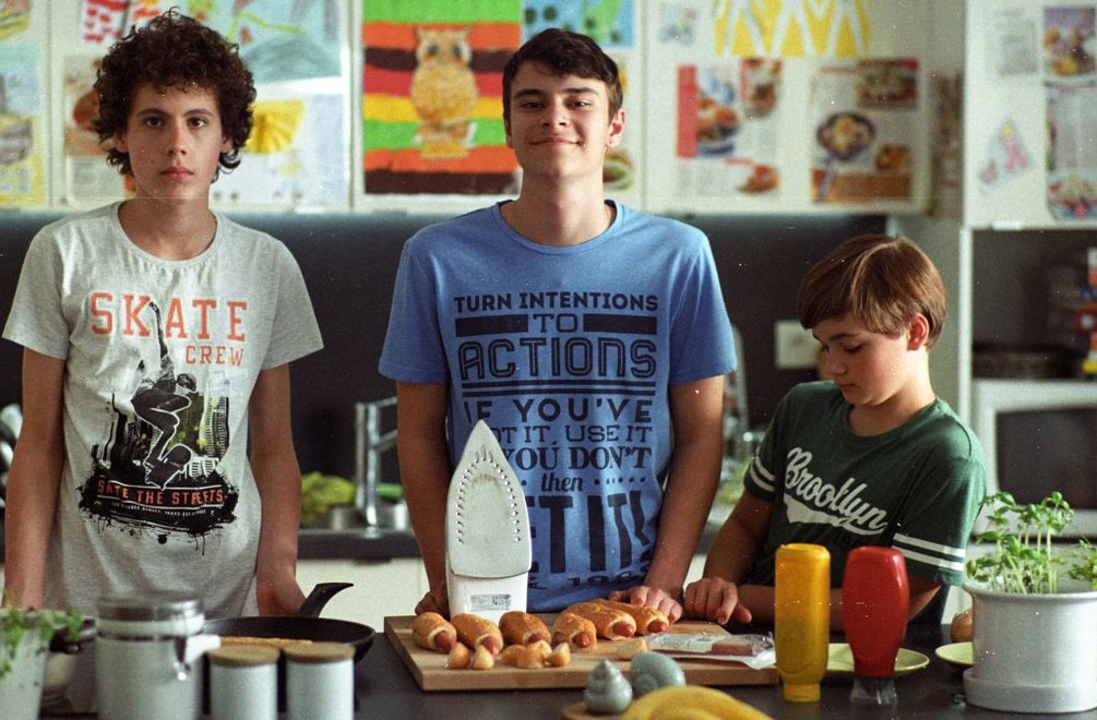 Hviezdy seriálu NAŠI naživo: Príďte si po podpis do bratislavského Auparku!