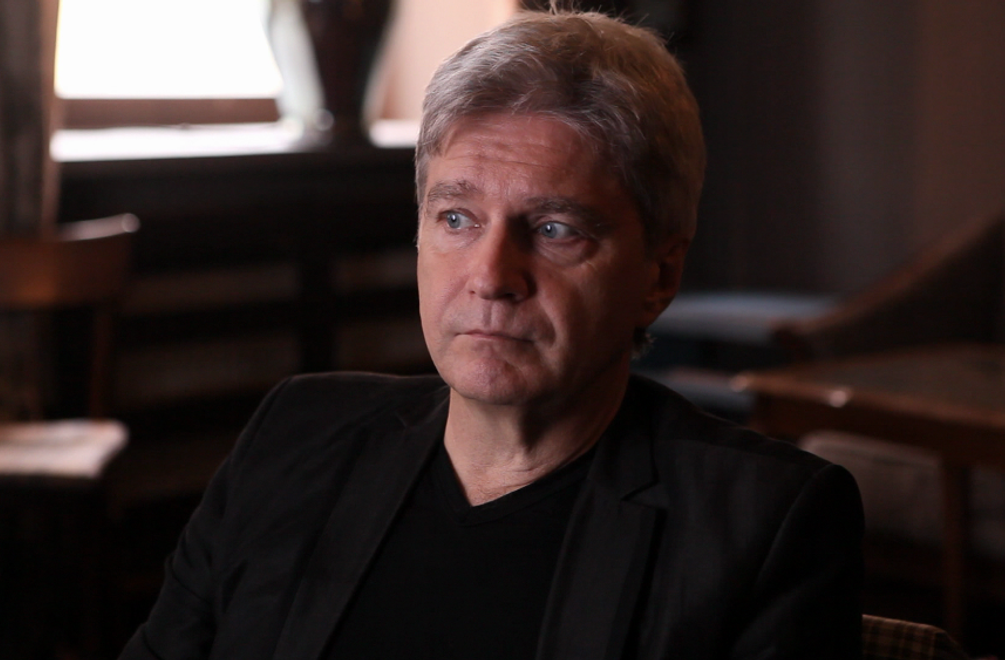 Skrúcaného nehoda úplne položila a nevidel žiadne východisko. Myslel, že musí odísť!