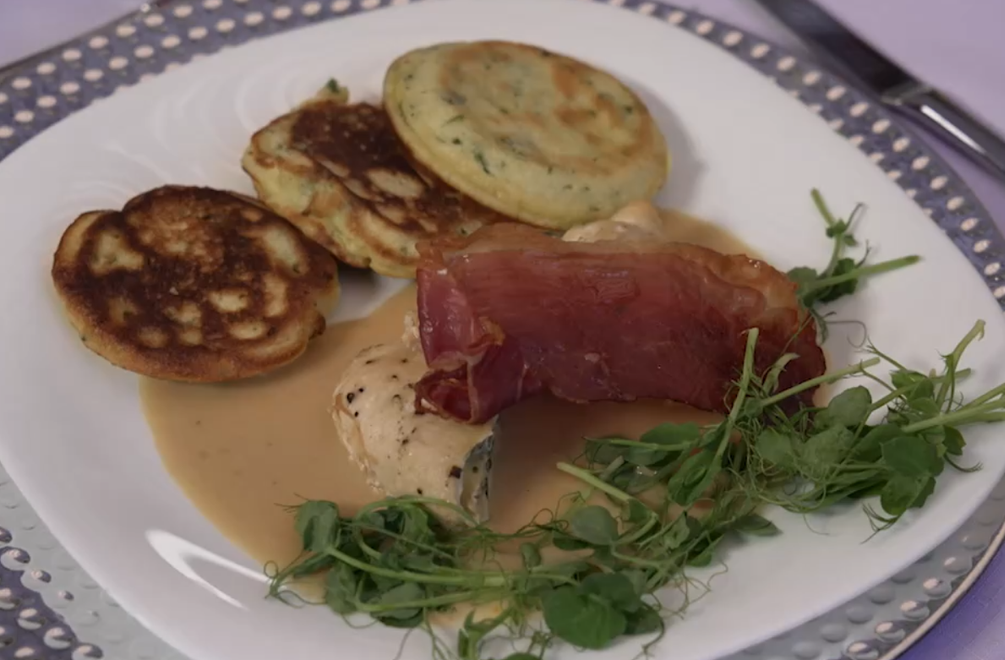 Hlavné jedlo: Keď sa maco stretne s kuracom