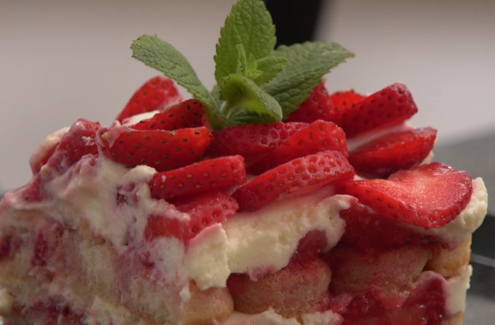 Dezert: Ružová kocka