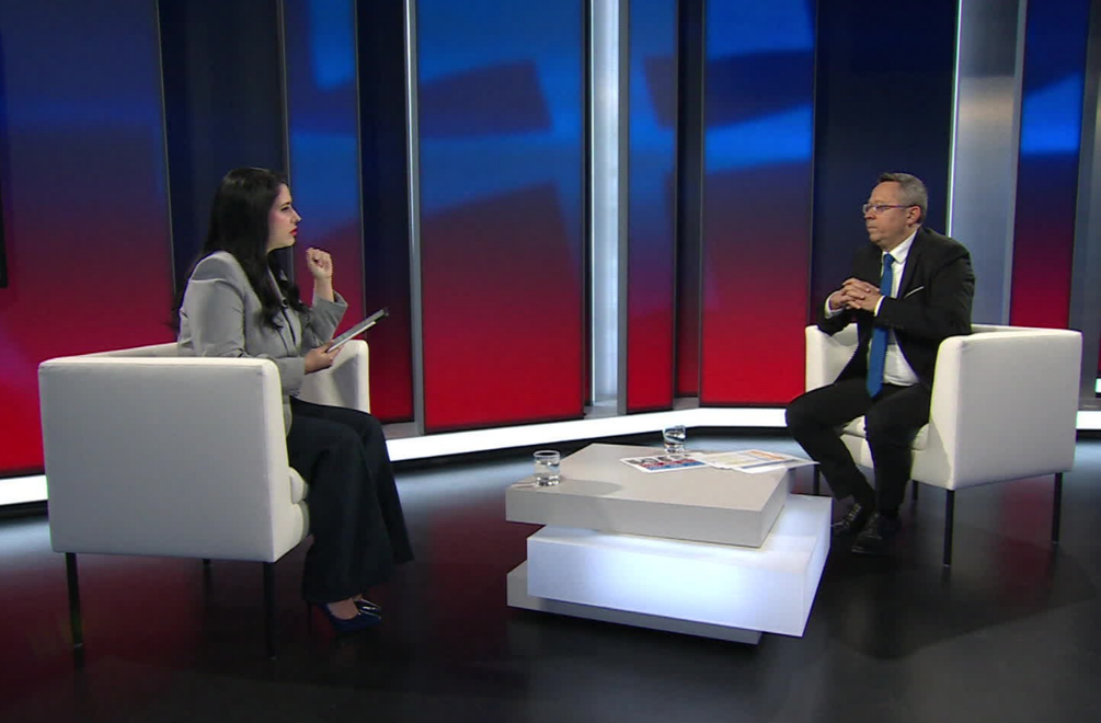 POLITIKA 24 zaujala divákov aj s Ladislavom Kamenickým