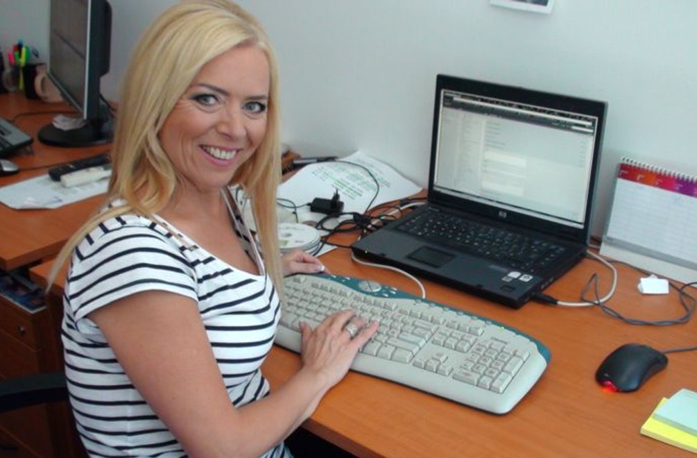 Tha, bola tu Monča!