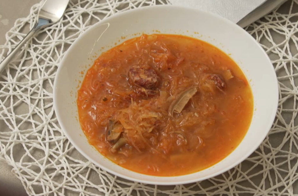 Polievka: Pod rozsvieteným stromčekom