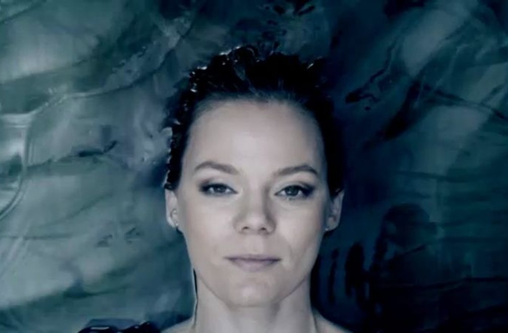 TV JOJ líder v prime time, Panelák a Pod povrchom výrazné jednotky na trhu