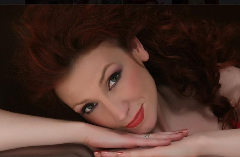 Televízna advokátka berie kšeft obchodníkom: Rozumie si s lepom a nožnicami!