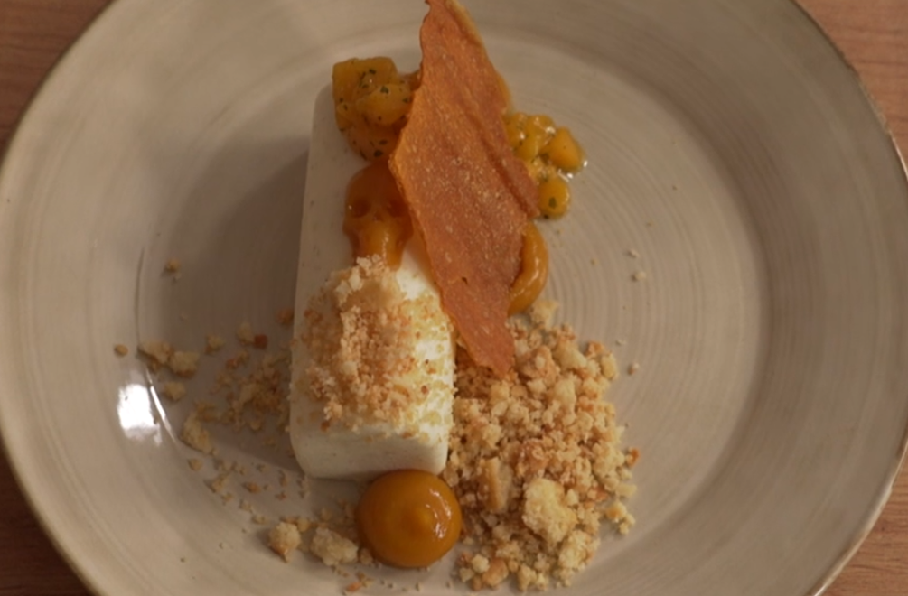 Dezert: Finom Bombón