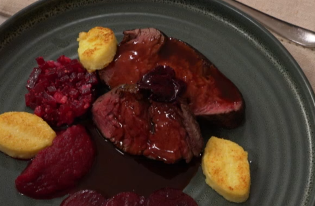 Hlavné jedlo: Fialové metamorfózy