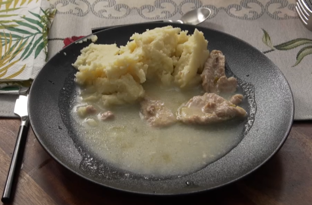 Hlavné jedlo: Utri si tie kútiky...