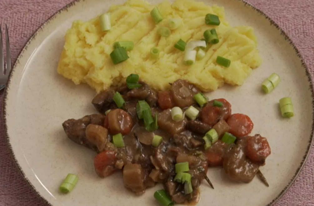 Hlavné jedlo: Ožratye tele