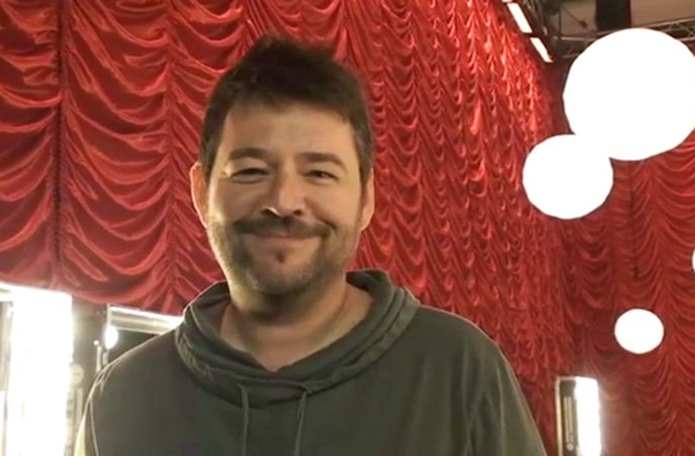 Hudák do Paneláku!