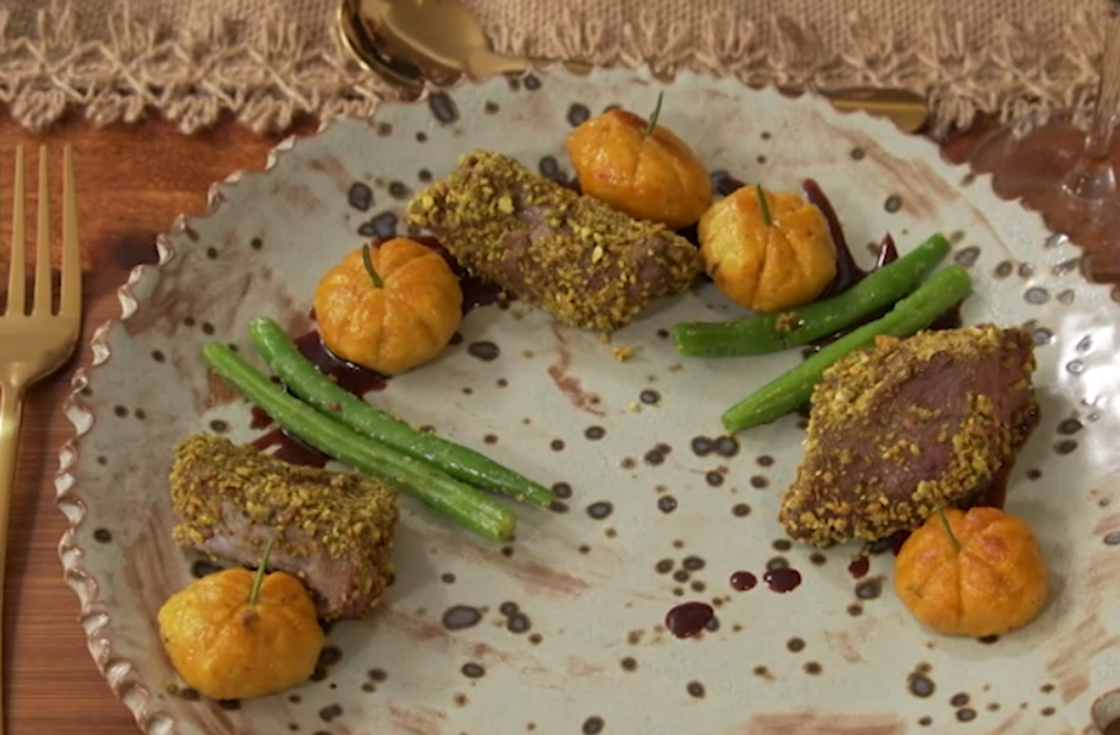 Hlavné jedlo: Na posede pri obede