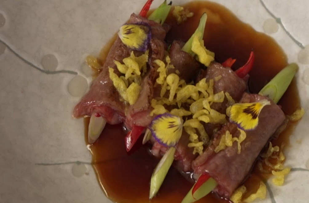 Predjedlo: Podáva sa japonská masáž