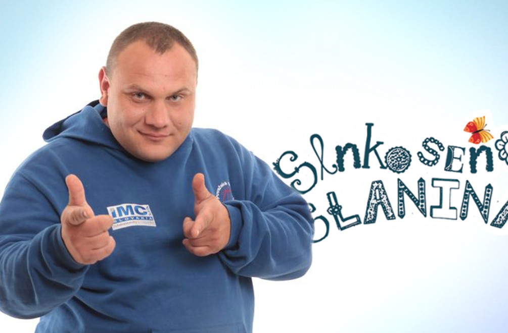 Bývalý hokejista, judista a makač v posilke. Kde nabral tie kilá?