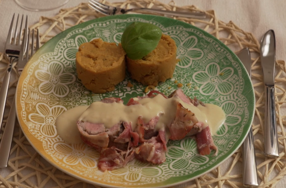 Hlavné jedlo: Skrytá v perinke pred upírmi