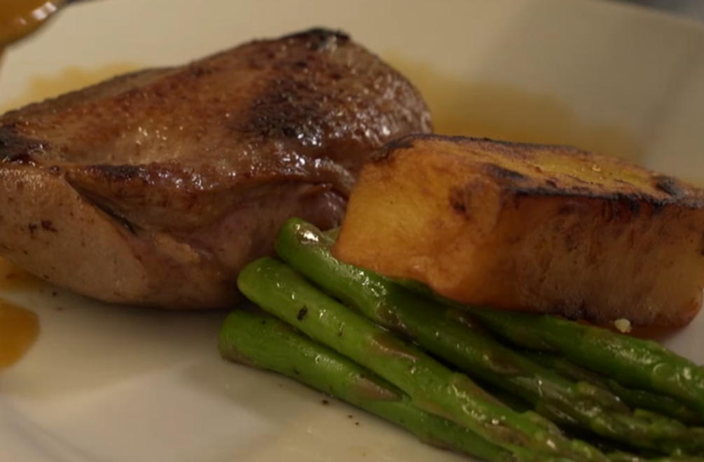 Hlavné jedlo: Prelet ponad oranžový sad