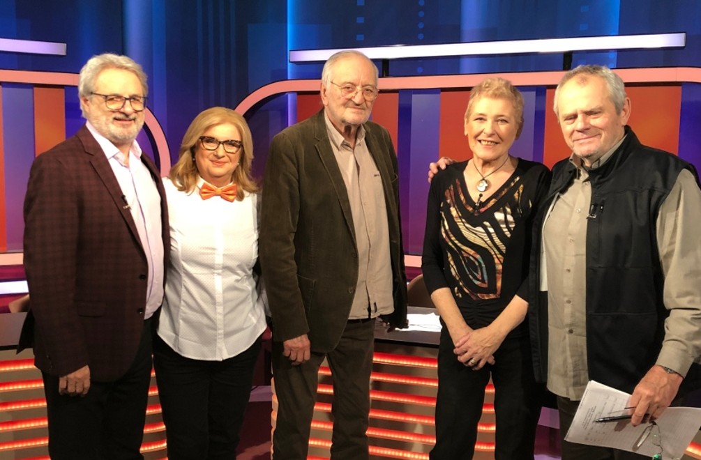 Valentína oslavujú aj naši glosátori: Ich láskyplné hlášky vás dostanú do kolien!