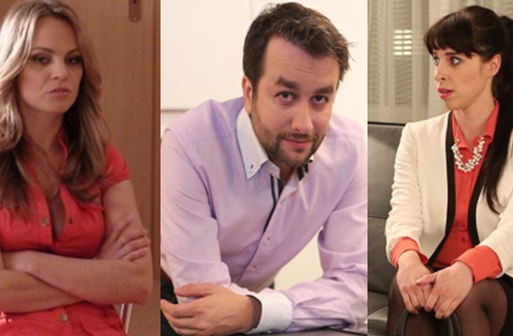 Keď je o dôvod viac pracovať: Toto sú Švehlove sexi asistentky!