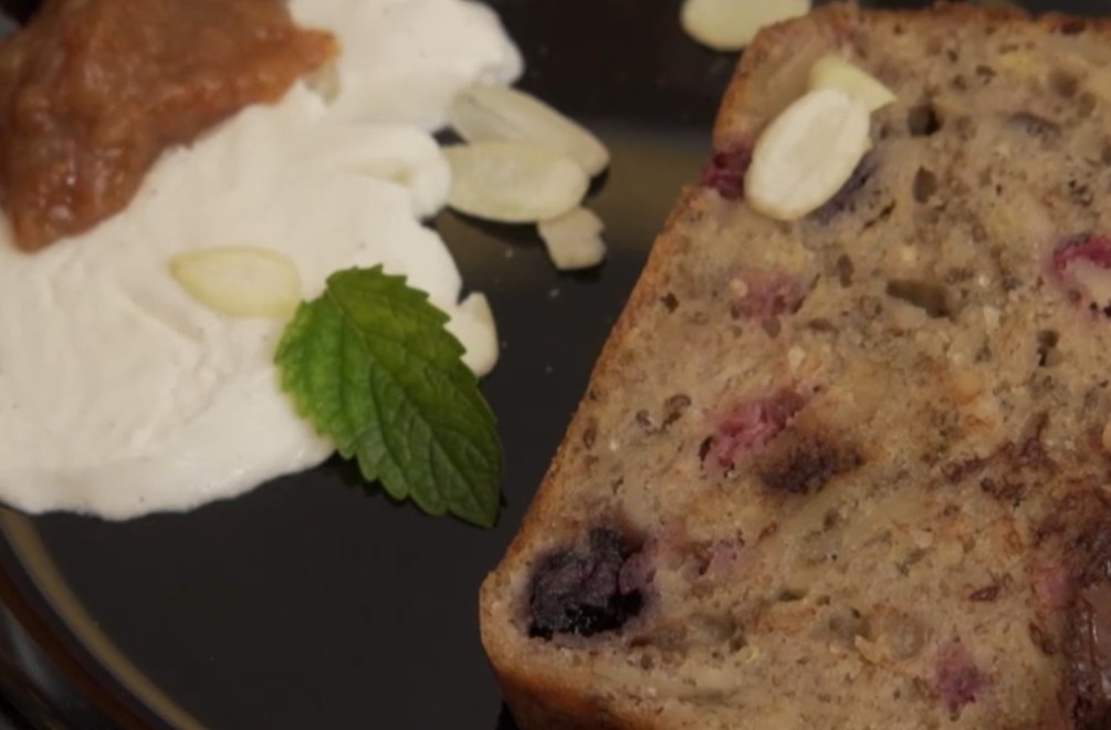 Dezert: Monkey business