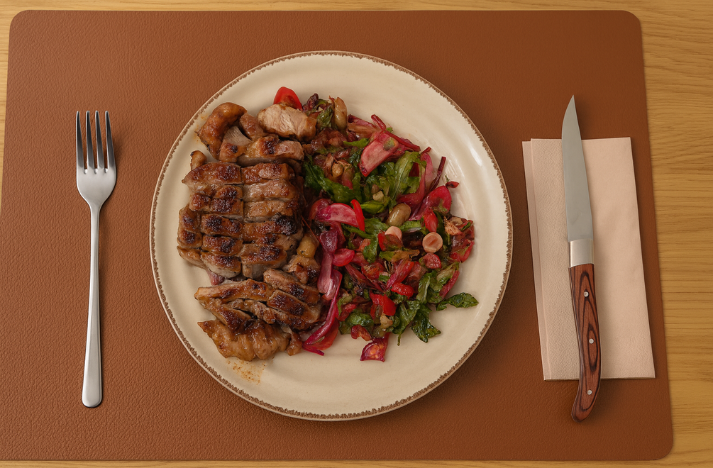 HLAVNÉ JEDLO - Steaky z bravčového mäsa so zeleninovým listovým šalátom
