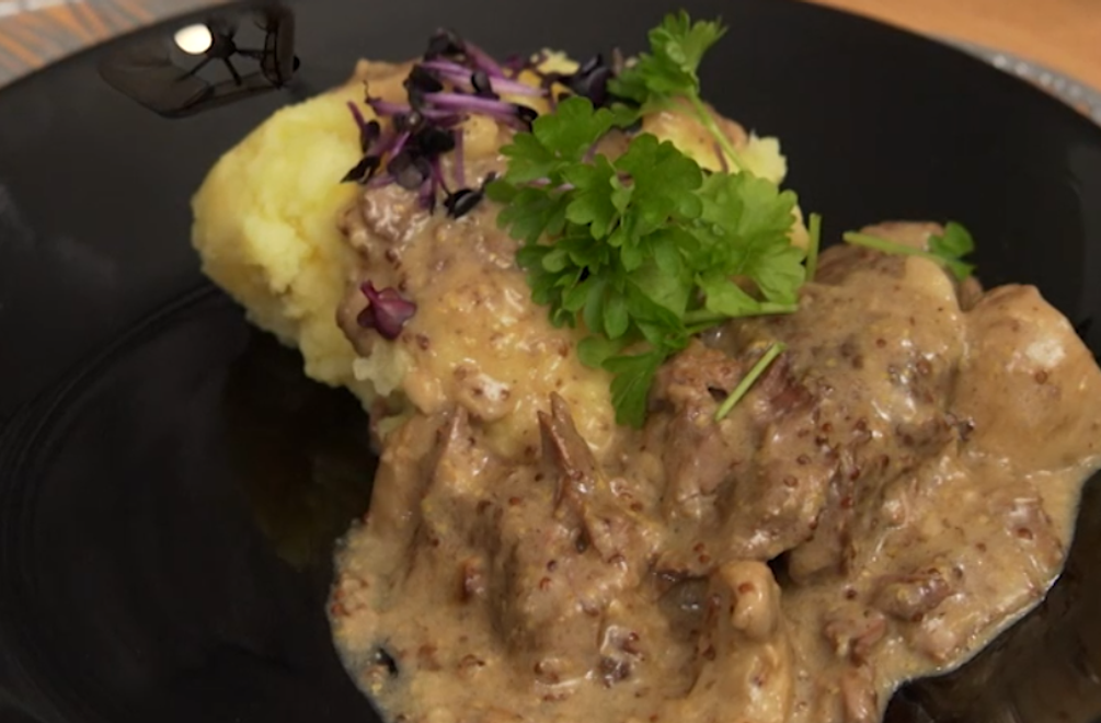 Hlavné jedlo: Muchotrávky by ho dráždili