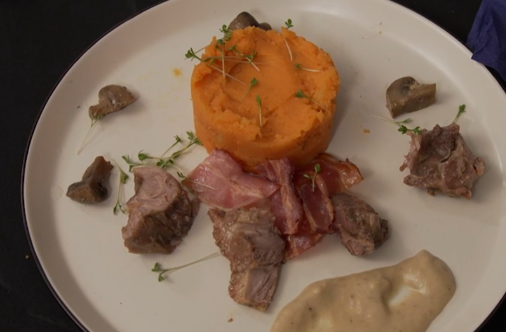 Hlavné jedlo: Vyseknutá pre teba