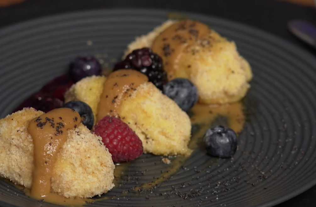 Dezert: Žlté kopce medzi ovocím