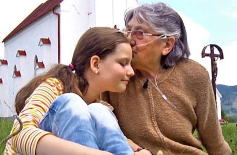 Zomrela babička Helenka zo Siedmeho neba: Rozboril sľubuje pomoc jej vnučke Nelke