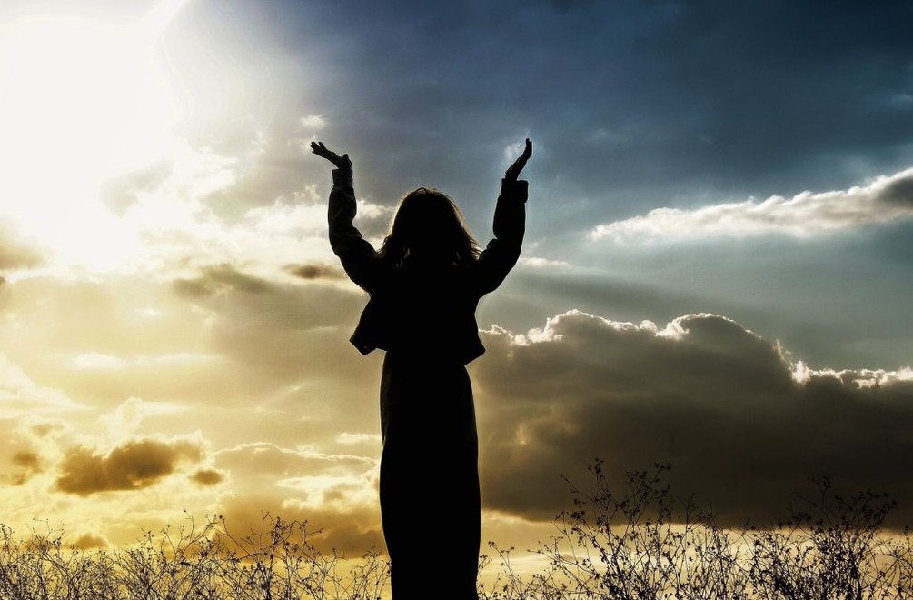 Predpovedala svoju smrť, no lekári jej neverili: Počas pôrodu zomrela a videla nebo!