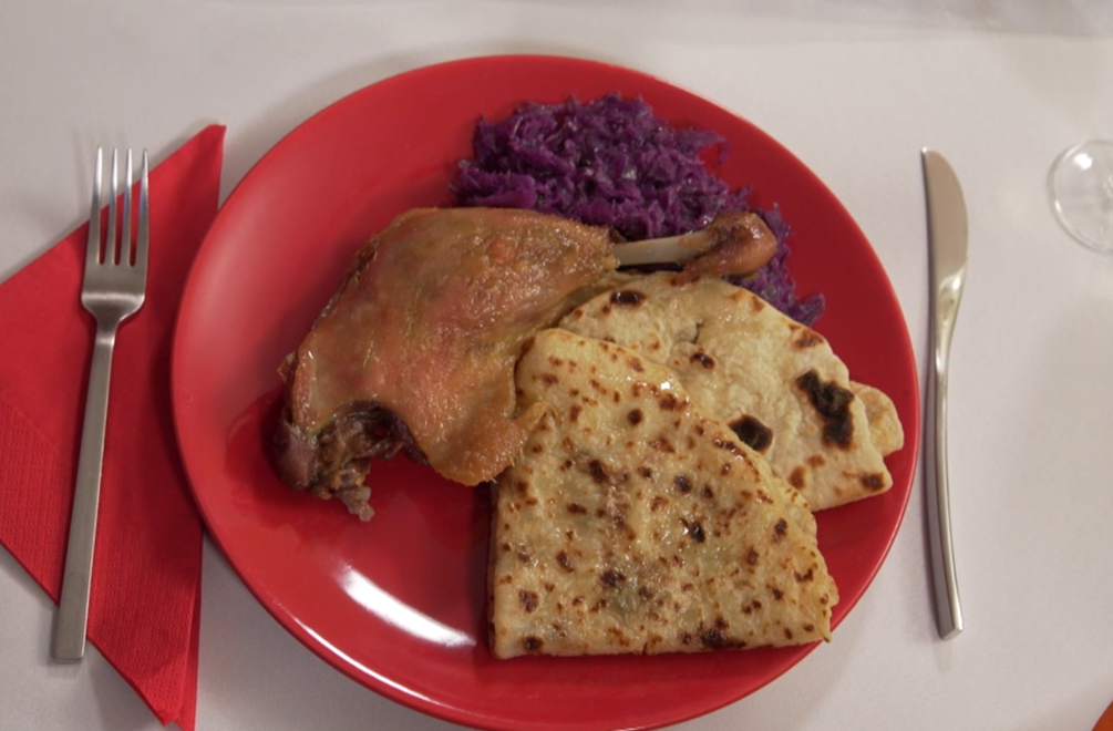 Hlavné jedlo: Hnedá, červená a žltá