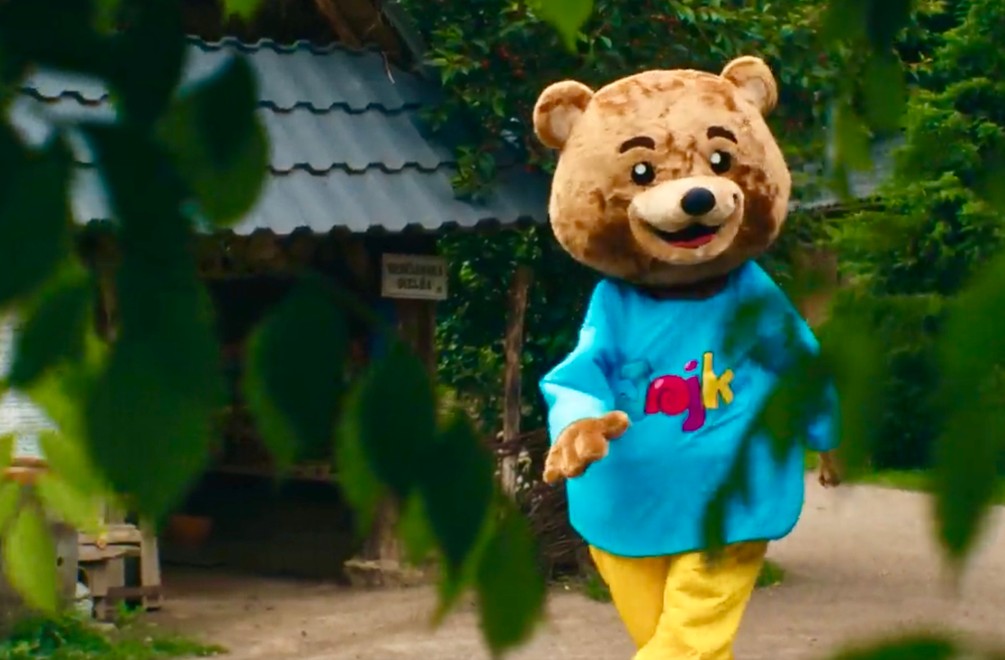 Dieťa potrebuje 12 objatí denne, aby sa cítilo v bezpečí. Je to veľa alebo málo?