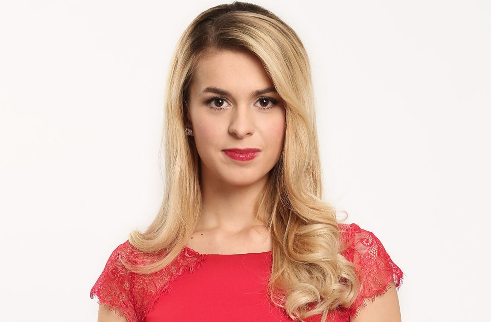 Panelákový bar bude mať novú posilu: Predstavujeme vám čašníčku Ruženku!