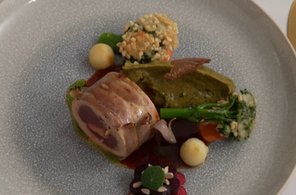 Hlavné jedlo: Päť párov nôh a tri páry krídel