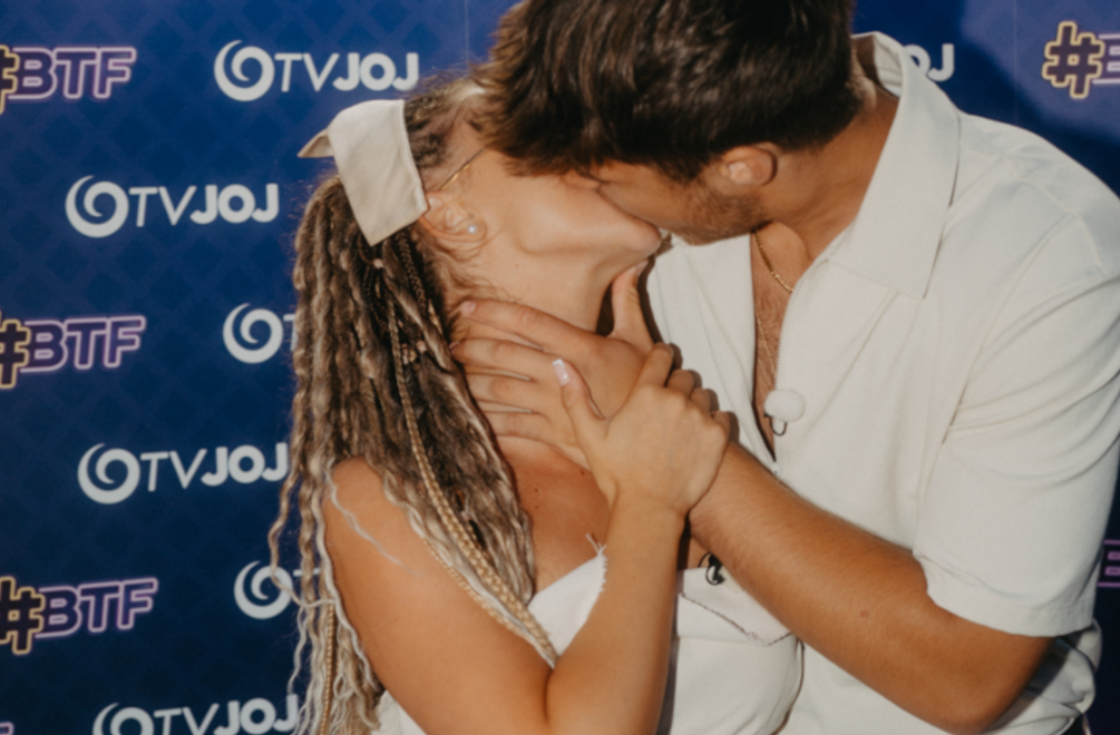 POTVRDENÉ: Cynthia Tóthová je zadaná! Jej srdce ukradol TENTO známy herec a boxer!